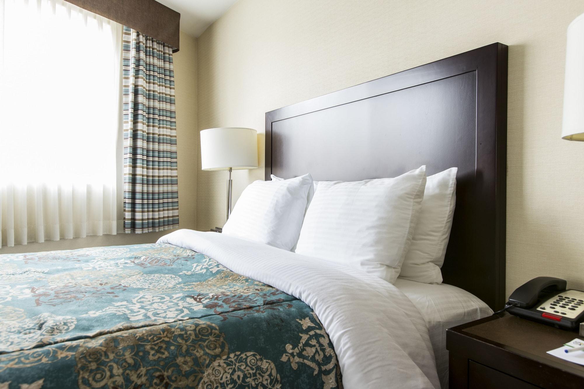 Royal Palace Westwood 3*