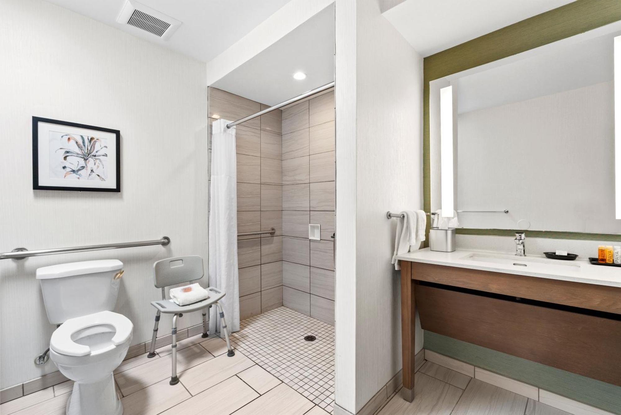 Royal Palace Westwood Hotel Los Angeles